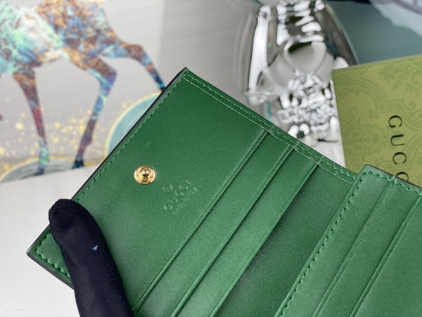 グッチ財布コピー角部分ディテール